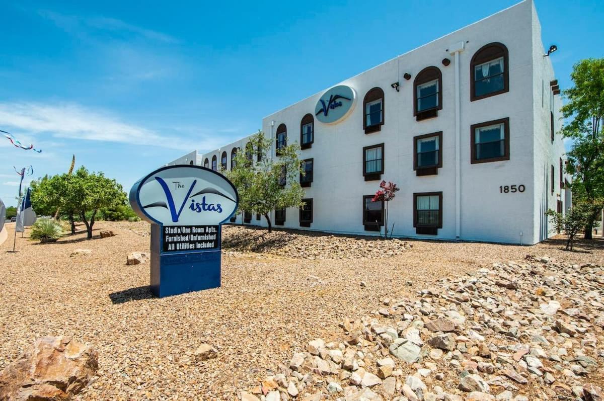Sierra Vista Studio Apartment With Full Kitchen And King Bed Exterior photo